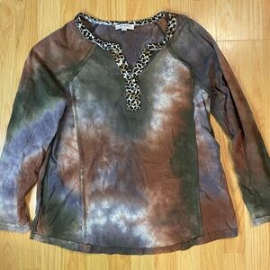 Umgee Tie-Dye Henley Top with Leopard Trim